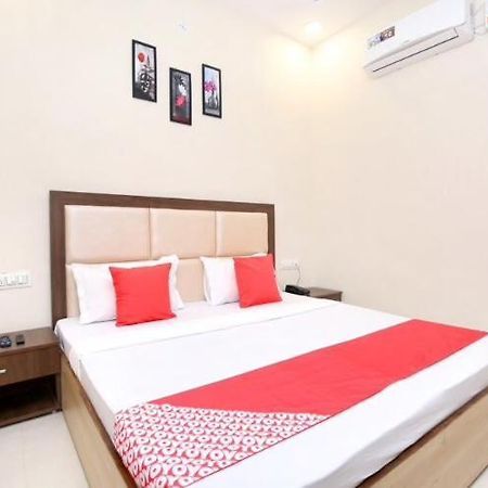 Forever Inn Hotel Near Golden Temple Амритсар Экстерьер фото