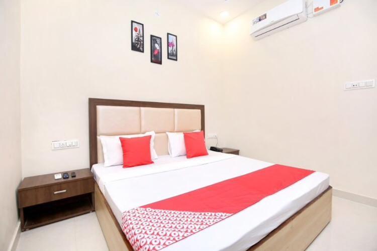 Forever Inn Hotel Near Golden Temple Амритсар Экстерьер фото